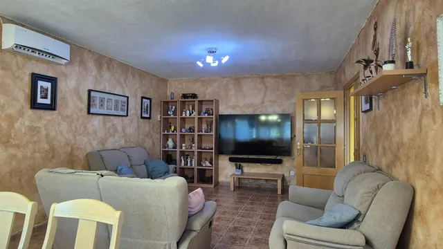 Original chalet con piscina cubierta — 27