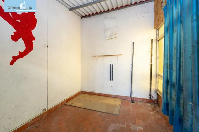 Edificio con gran potencial de desarrollo residencial en Zaidín – Granada — 46