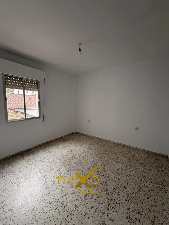 PISO 1º PLANTA SAN NICOLAS DEL PUERTO (SEVILLA) — 16