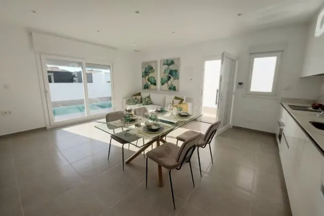 Villa 2 habitaciones 74m² en venta - Roldán — 4