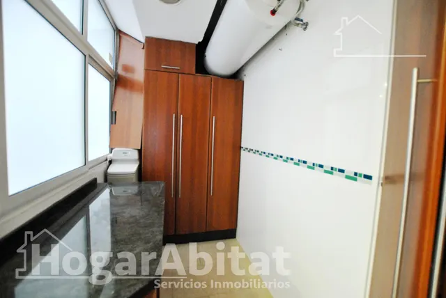 ¡GRAN OPORTUNIDAD! AMPLIO, BONITO Y EXTERIOR CON TERRAZA EN EL CENTRO — 16