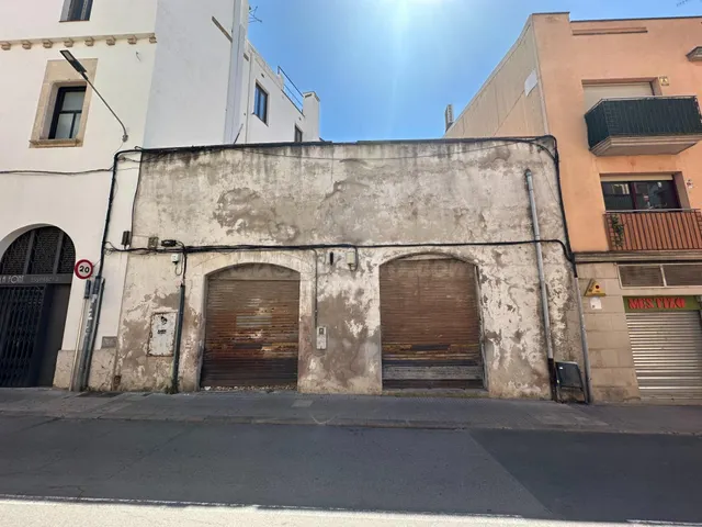 Solar para edificio plurifamiliar en el centro de Vilafranca - foto 4