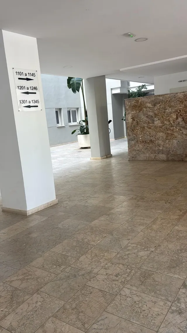 Magnifica vivienda de reciente construcción con terraza acristalada, piscina y garaje — 28