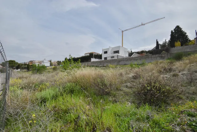 PARCELA EDIFICABLE EN EL BARRIO DE MONACHIL — 7
