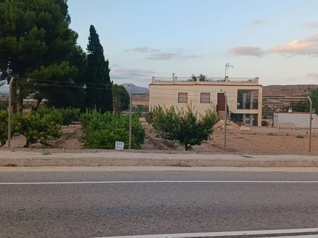 GRAN FINCA EN VENTA EN ASPE. — 5