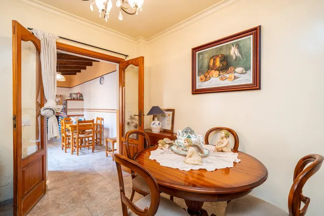 Casa de estilo mallorquín con patio, amplio garaje y terraza solárium — 14