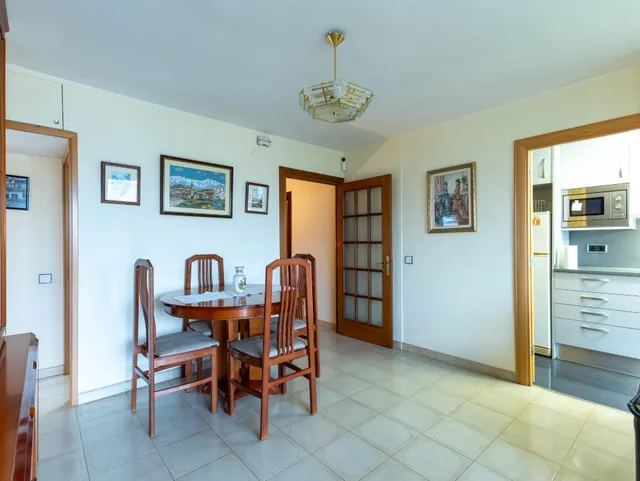 Agencia Inmobiliaria en Barcelona. Piso en venta en Montbau — 7