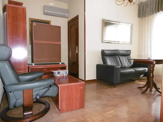 VIVIENDA DE 2 DORMITORIOS Y TERRAZA FRENTE A PLAZA DE TOROS — 21
