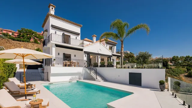Villa de lujo de 5 dormitorios y 7 baños con impresionantes vistas al Mar. La Quinta, Benahavís — 5