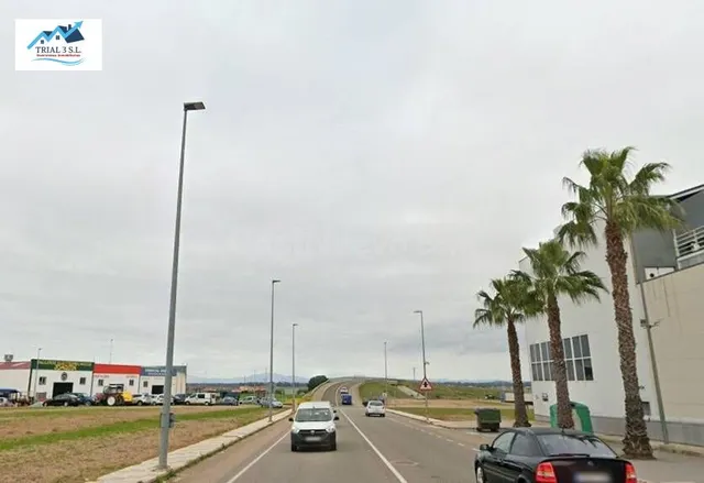 Venta Local en Don Benito - Badajoz — 2