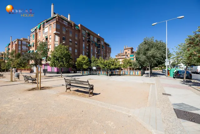 **Luz, vistas despejadas y un encanto especial: tu nuevo refugio en la ciudad** — 33