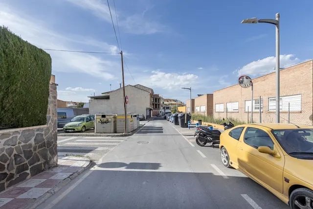 ¡Oportunidad única! Solar en venta en Churriana de la Vega — 10
