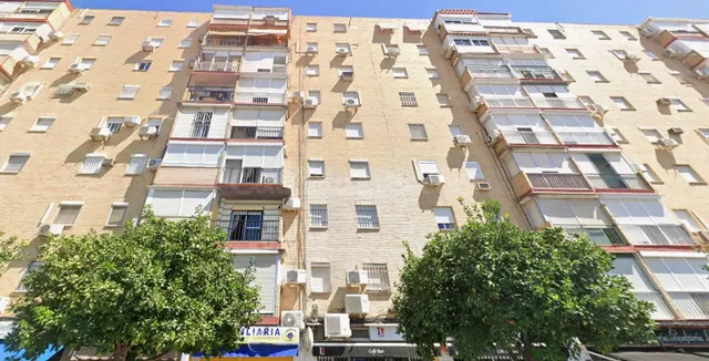 Venta piso en Sevilla — 2