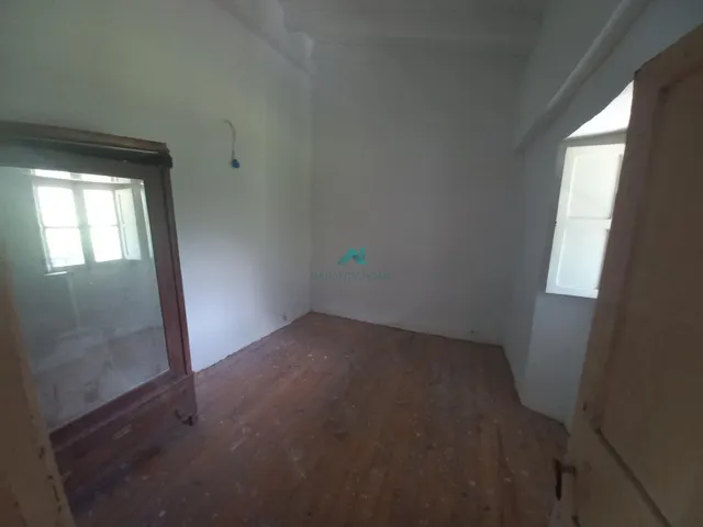 Se vende casa de piedra con terreno en Ramales — 11