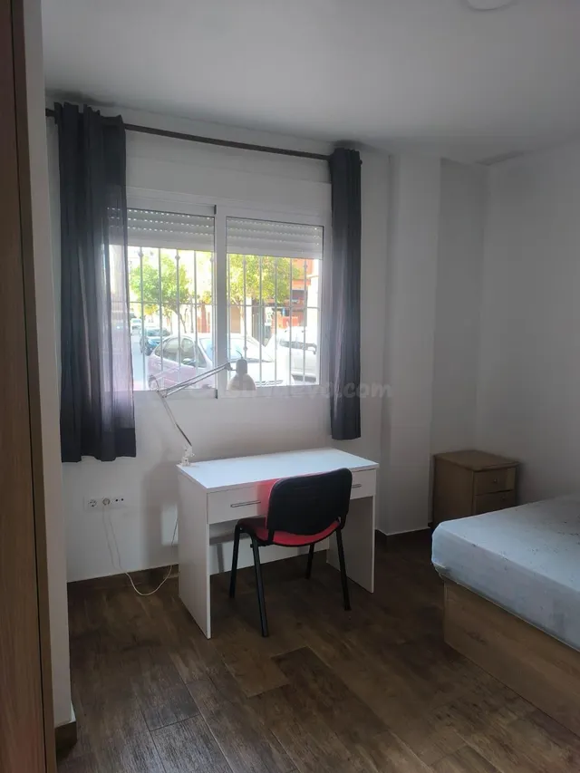 SE ALQUILA CASA DE 5 habitación PARA ESTUDIANTES UCAM - foto 5