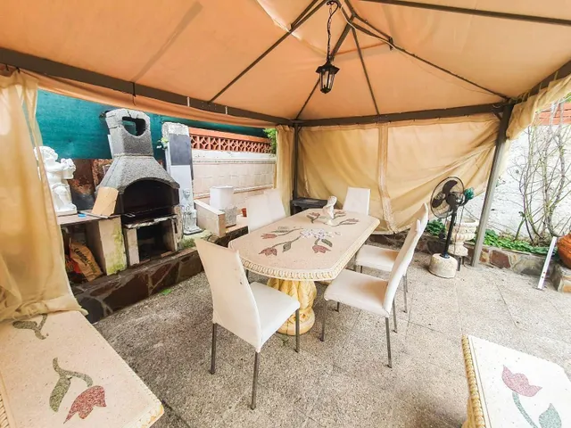 Casa independiente en venta con piscina y pozo propio en Mas d´En Gall, Esparreguera — 32