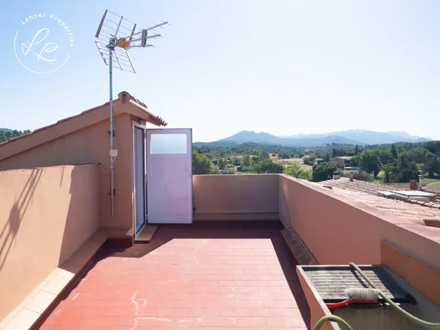 Oportunidad Única de Inversión en Garriguella : Edificio Residencial con Local/Garaje y Rentabilidad Inmediata — 17