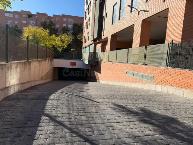 Garaje 12m² en venta - Pau de Carabanchel - foto 4