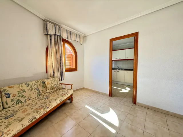 Apartamento con amplia terraza a solo 150 metros de la playa de villananitos – lo pagán — 30