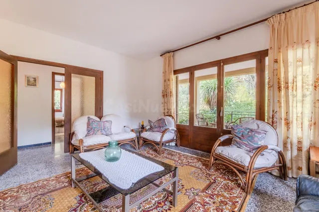 Casa en planta baja con terreno y acceso directo al río en S