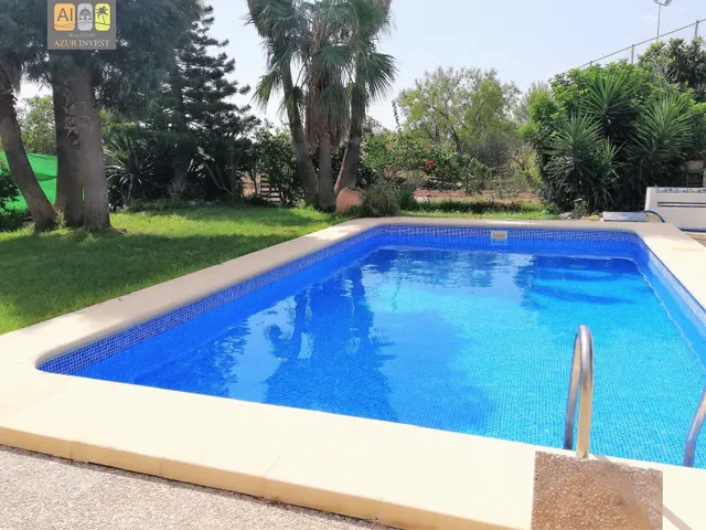 Dos adosados con terreno y piscina privada en Altea La vella — 5