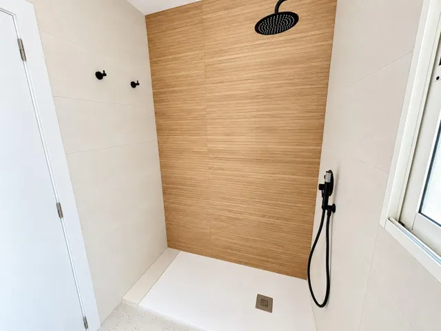 Piso de 4 habitaciones y reforma integral en pleno centro de Valencia — 14