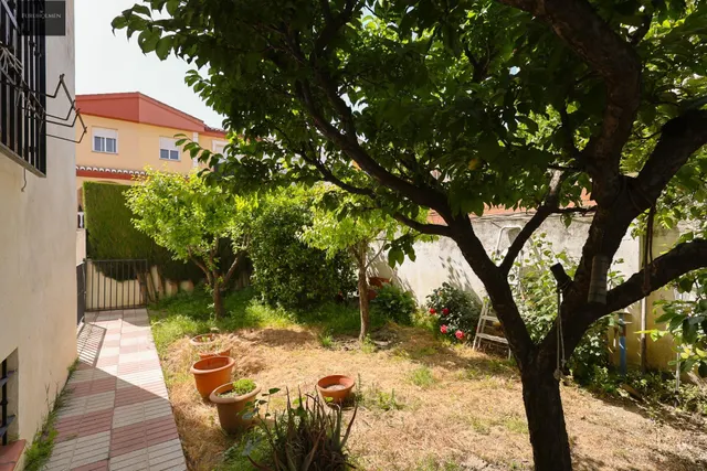 Chalet independiente con piscina en Híjar, Las Gabias — 49