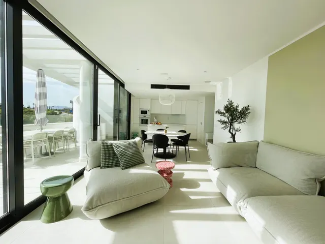 En venta: Espectacular ático de 2 dormitorios con jacuzzi privado y licencia de alquiler vacacional en Higuerón West, Costa del Sol — 39