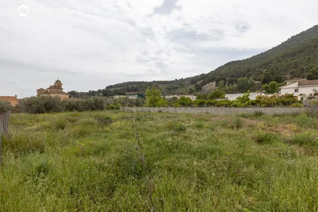 ESPECTACULAR TERRENO DE 876M2 EN PINOS DEL VALLE - foto 3