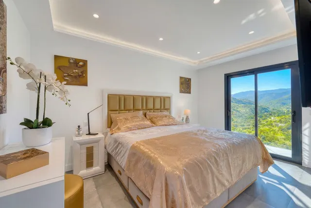 Chalet 4 habitaciones 339m² en venta - Istan pueblo — 10