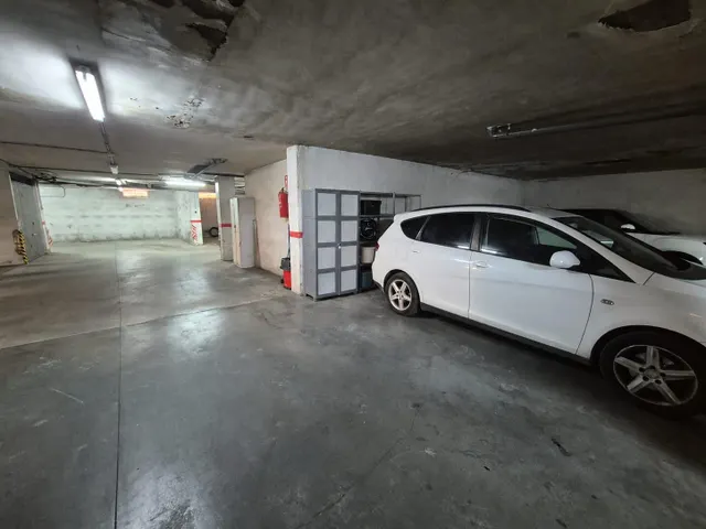 Estupendo piso con plaza de garaje en La Unión — 27