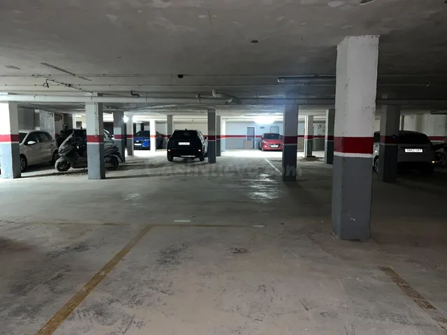ALG225 - PLAZA DE GARAJE DE 11M2 + TRASTERO DE 5M2 EN LA CAL - foto 2