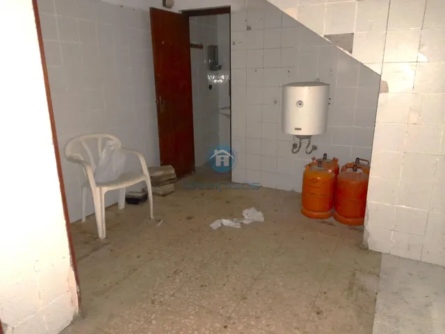 GRAN LOCAL EN ALTOZANO — 9