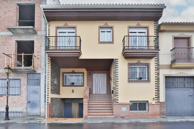 ESPECTACULAR ADOSADA EN PADUL — 15