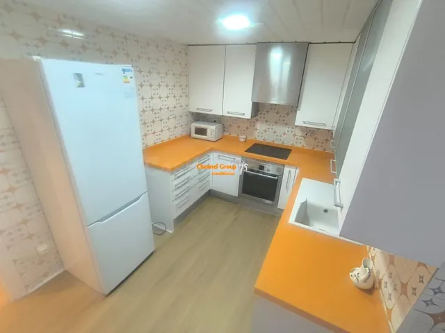 SE ALQUILA EXCELENTE VIVIENDA TODO EXTERIOR Y ESQUINA, JUNTO - foto 3