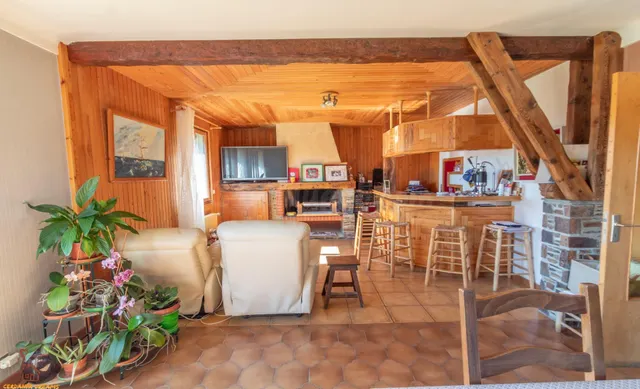 Casa con gran jardín - foto 4