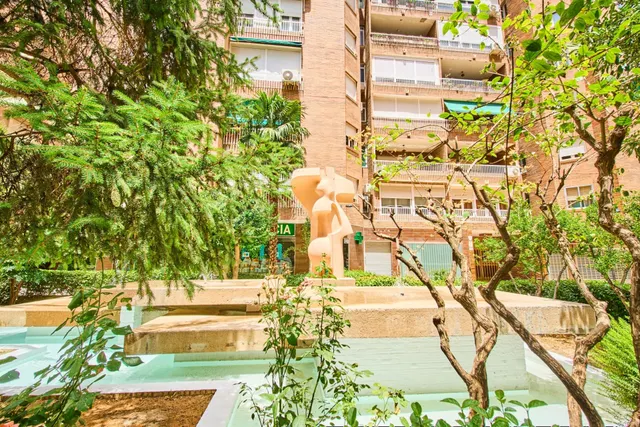 Piso Alminares del Genil, pisazo de 195 m2 con piscina, saun - foto 3