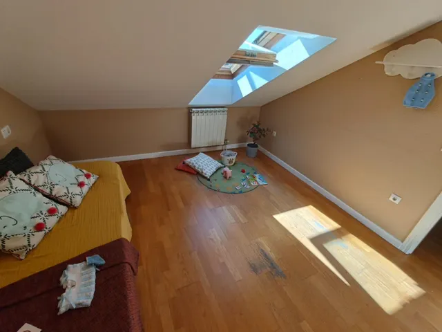ENAMORATE A UN PESTAÑEO ¡Tu nuevo hogar en Villaobispo te está esperando! ✨ — 13