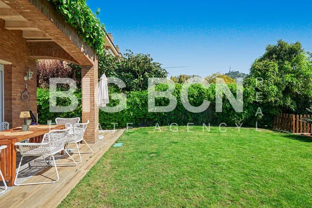 Exclusiva casa con vistas panorámicas — 7