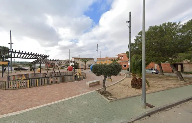 Se vende piso OKUPA en Ceutí (Murcia). - foto 3