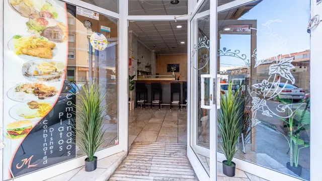 Local comercial listo para restaurante en pleno centro de Torrevieja — 27