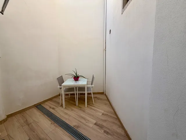 Piso luminoso de techos altos con ubicación inmejorable y gran conexión — 7