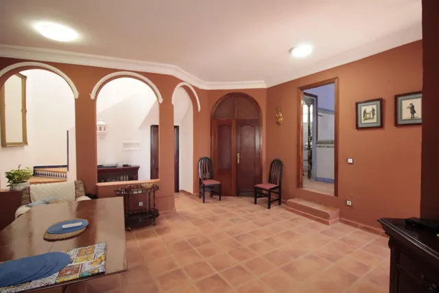 CASA EN ALQUILER EN CARMONA — 17