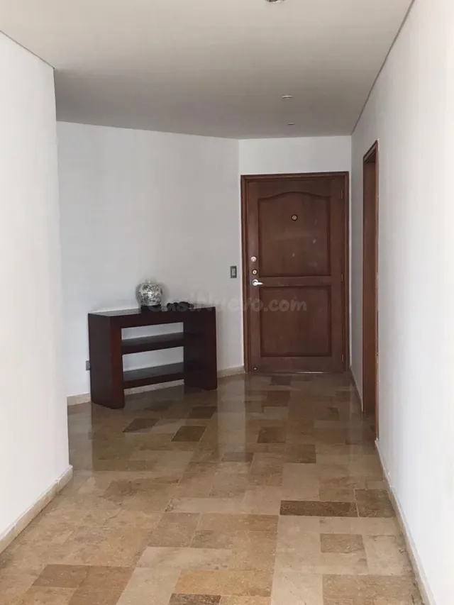 Arriendo apartamento amoblado o sin amoblar en barrio Castil - foto 4
