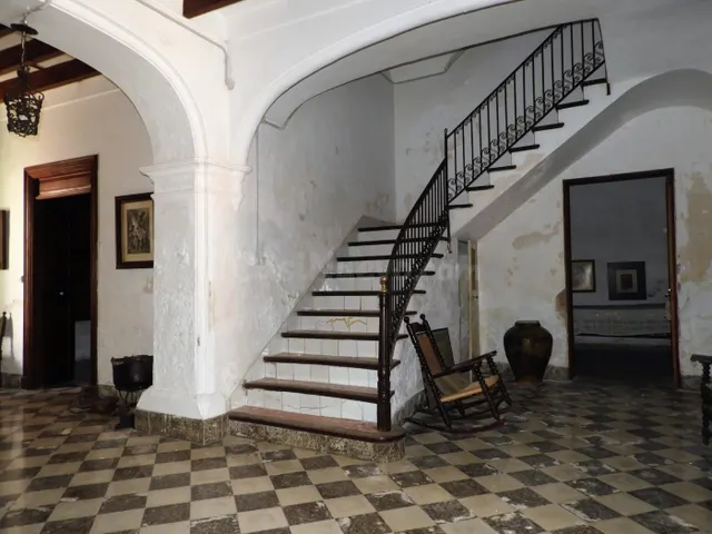 Casa señorial haciendo esquina en Felanitx - foto 3