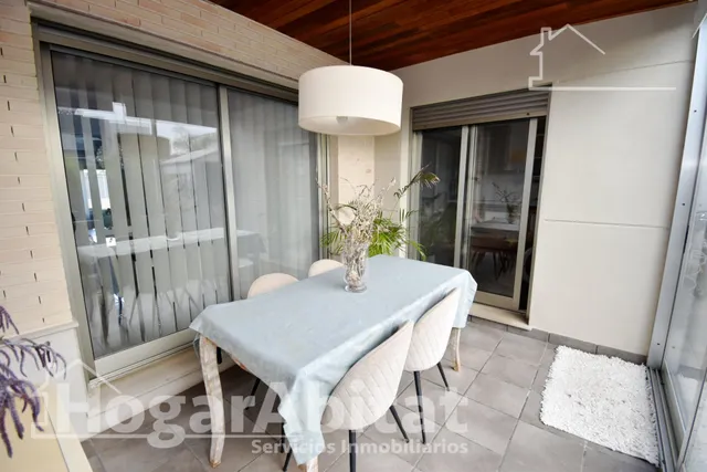 PRECIOSO ADOSADO PAREADO CON PISCINA, 3 TERRAZAS Y BARBACOA  JUNTO AL PUERTO — 21