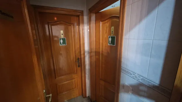SE VENDE RESTAURANTE EN TORENO — 17
