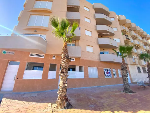 ️Apartamento de obra nueva en primera línea de playa con vis - foto 2