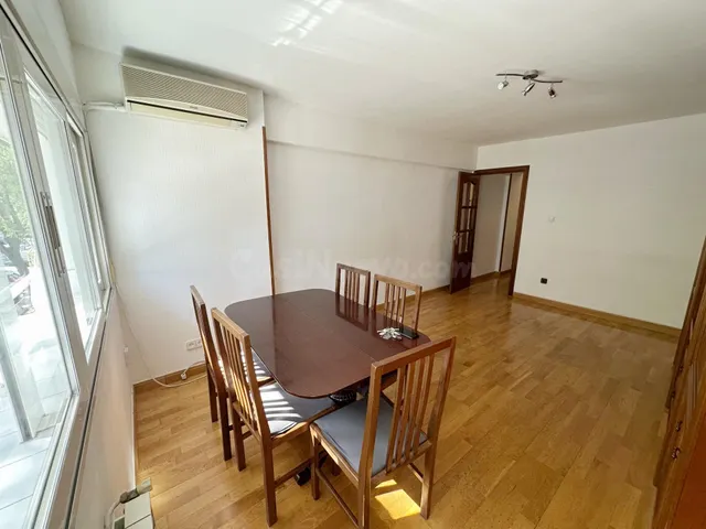 PISO A LA VENTA EN AV. MONFORTE DE LEMOS - foto 2