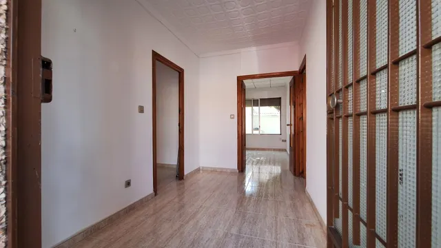 Casa SIN AMUEBLAR de tres dormitorios y patio en Vistabella — 25